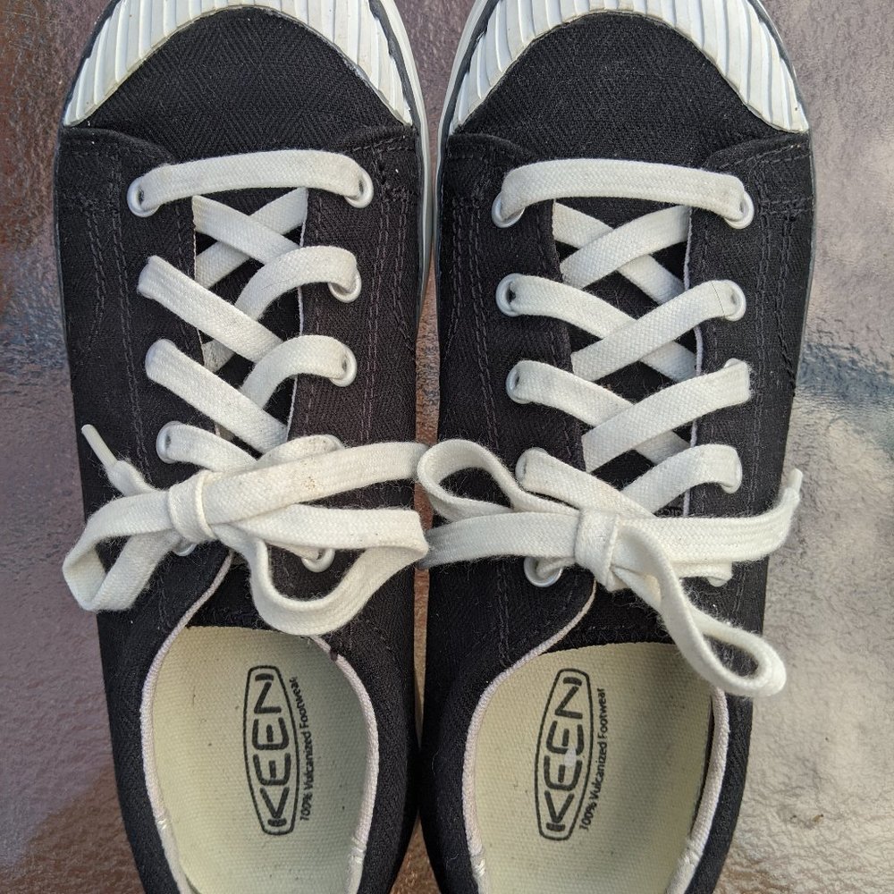 Keen Canvas Sneakers